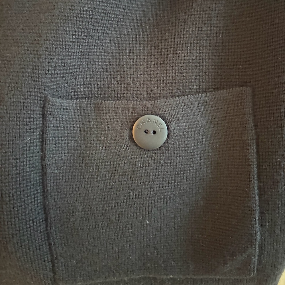 CHANEL Uniform Black Wool Sweater – Size M (Vintage, Milan Find) - Picture 4 of 6